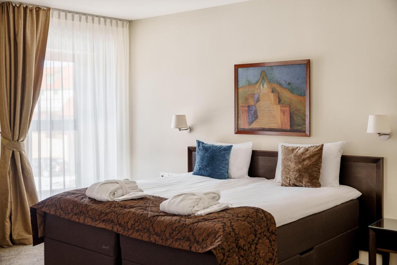 Euterpe Hotel Κλαϊπέντα Εξωτερικό φωτογραφία