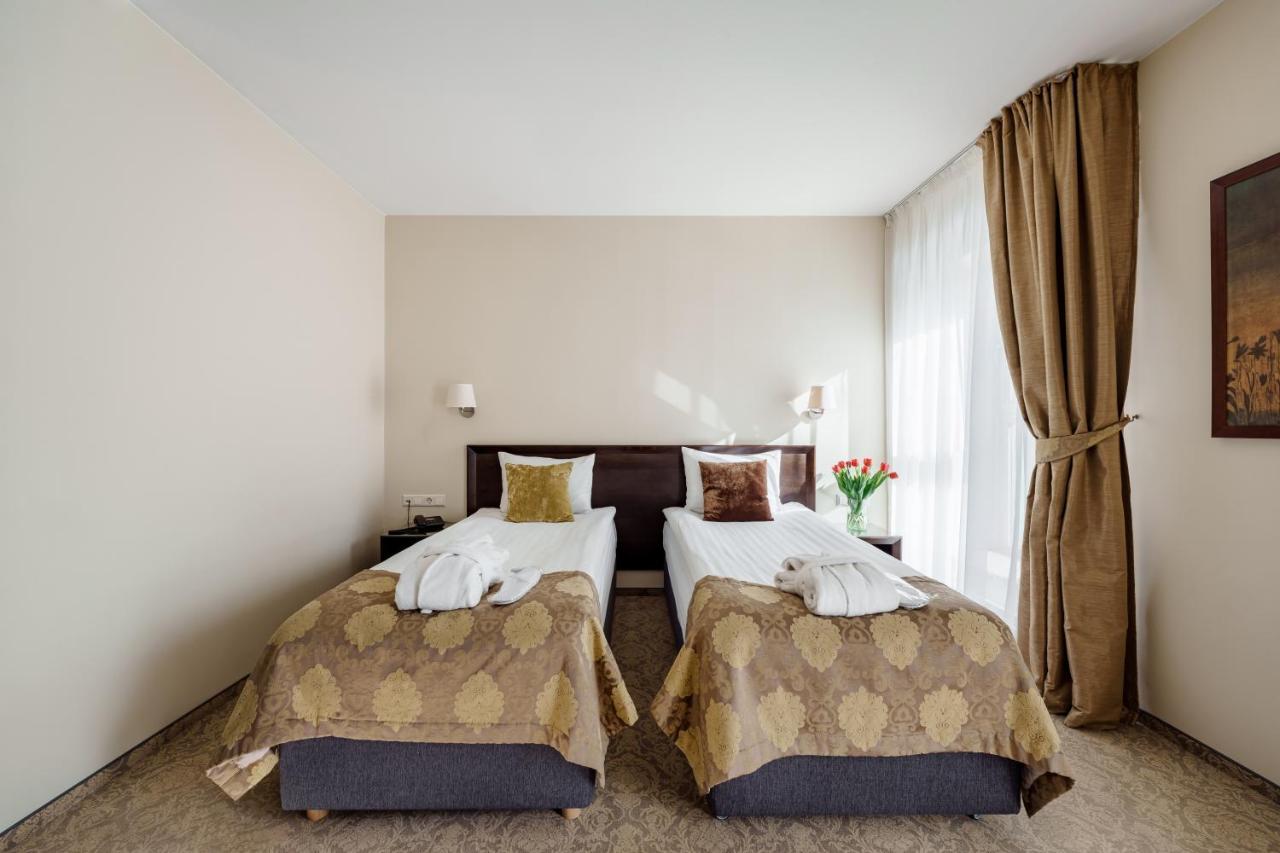 Euterpe Hotel Κλαϊπέντα Εξωτερικό φωτογραφία